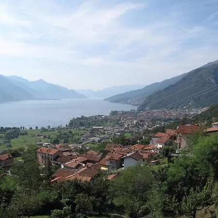 Daire Casa Misi 421s Livo (Lombardy)